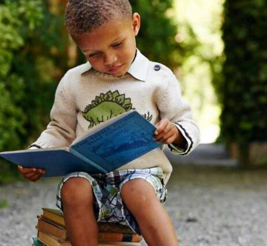 5 Actividades para Potenciar el Desarrollo de tus Hijos con el Poder de los Libros